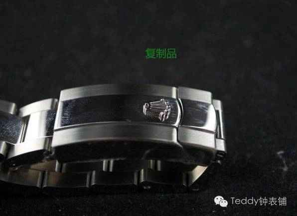 表扣刻字對比