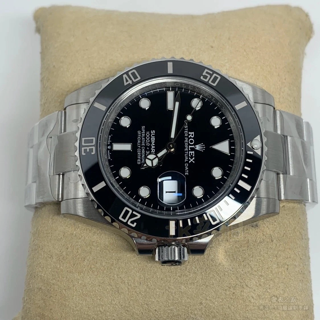 VS Factory Submariner 126610LN Side Ceramic Bezel Detail