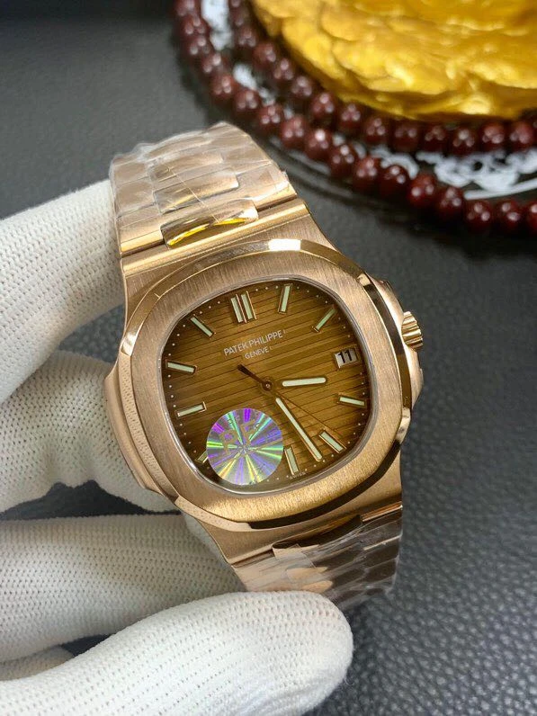 百達翡麗 Nautilus 5711/1A-011 運動風雅頂級複刻腕錶賞析