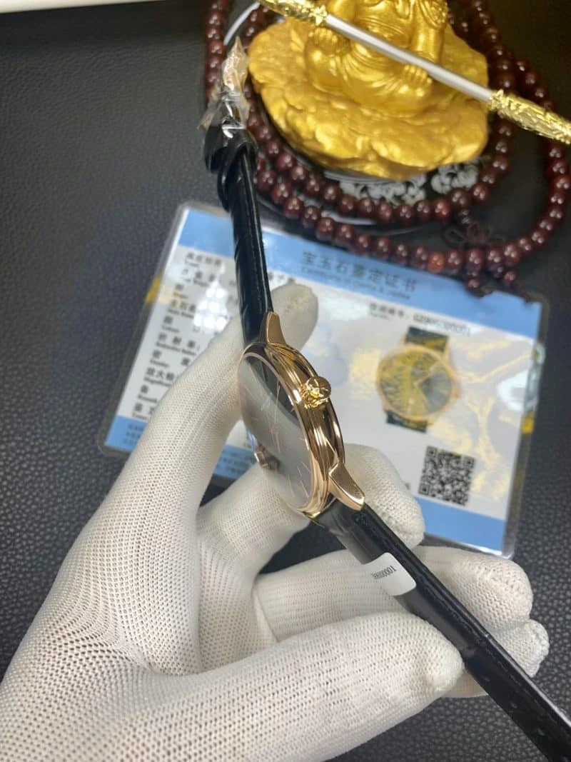 真金复刻江诗丹顿18k金表伍陆之型系列4000E/000R-B438男表侧面图