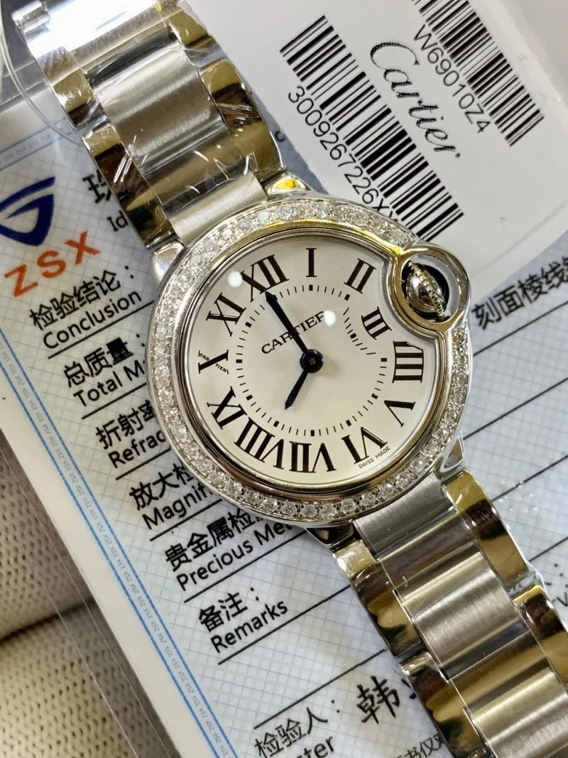 卡地亞藍氣球女表28mm 鑲南非真鑽正面圖