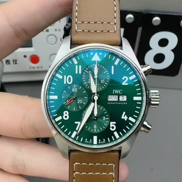 ZF廠萬國43MM計時飛行員系列IW377726綠盤腕表 - 5