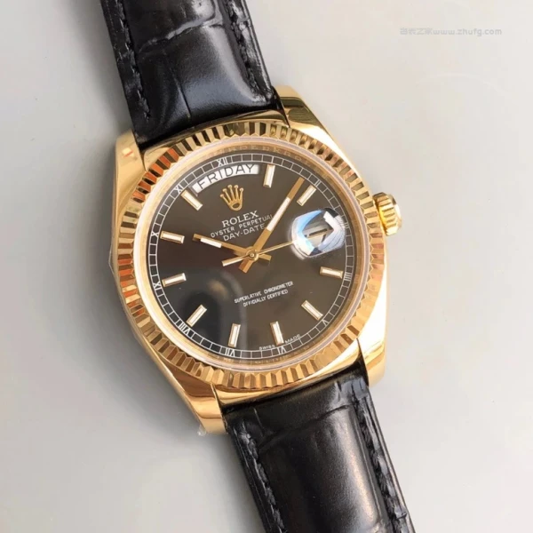 勞力士星期日曆型36MM 黑盤 皮帶款 - 1
